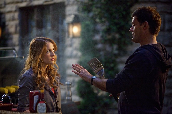 Switched at Birth - American Gothic - Filmfotos - Katie Leclerc, D. W. Moffett
