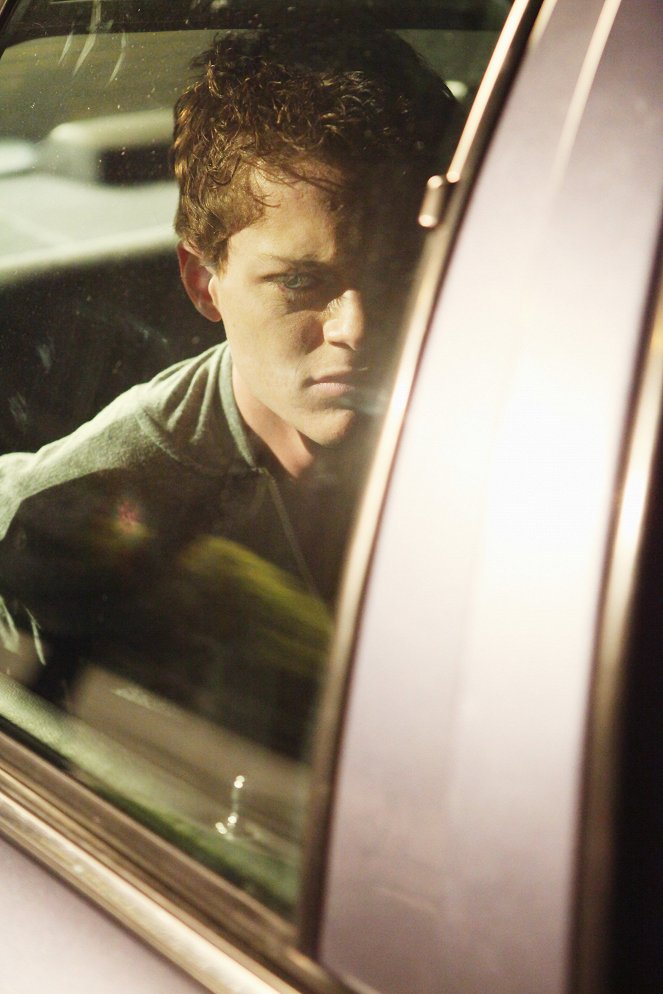 Switched at Birth - The Tempest - Van film - Sean Berdy