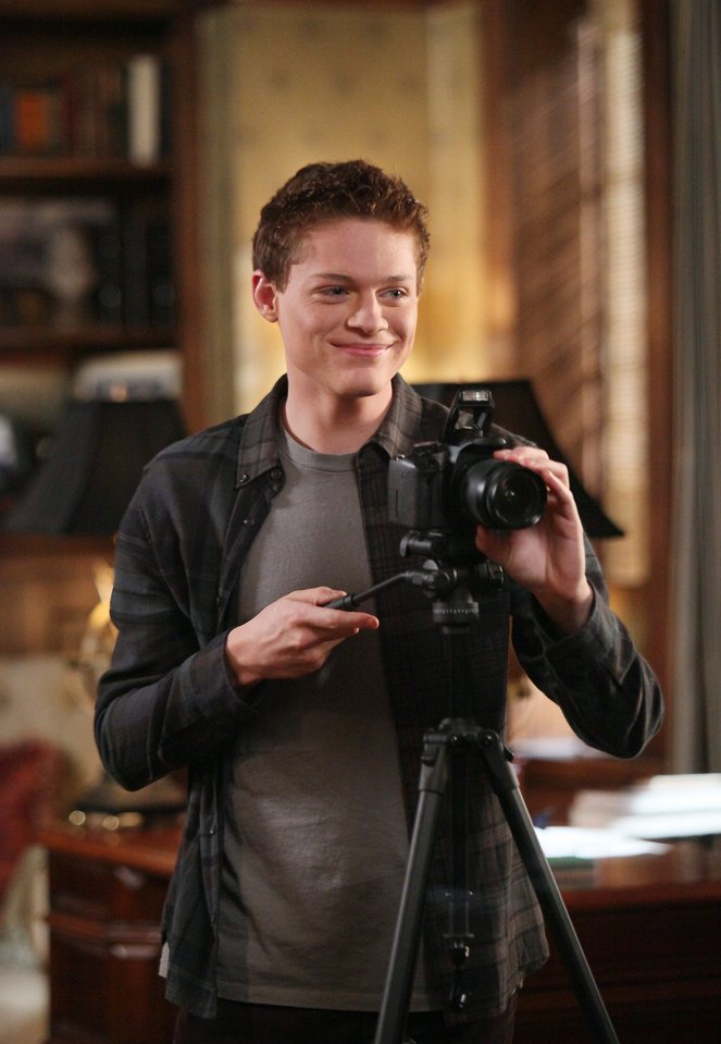 Záměna - Protect Me from What I Want - Z filmu - Sean Berdy