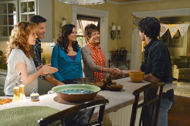 Switched at Birth - This Is the Color of My Dreams - Do filme - Lea Thompson, D. W. Moffett, Constance Marie, Ivonne Coll