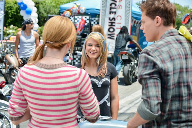 Switched at Birth - Tree of Forgiveness - Photos - Sean Berdy