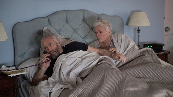The Wife - Film - Jonathan Pryce, Glenn Close