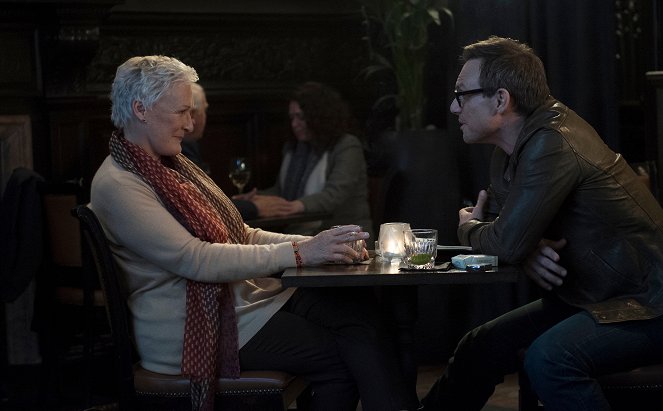 A Mulher - Do filme - Glenn Close, Christian Slater