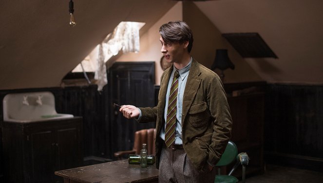 The Wife - Photos - Harry Lloyd