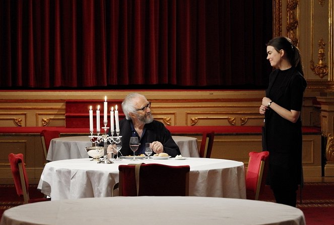 Die Frau des Nobelpreisträgers - Filmfotos - Jonathan Pryce, Karin Franz Körlof