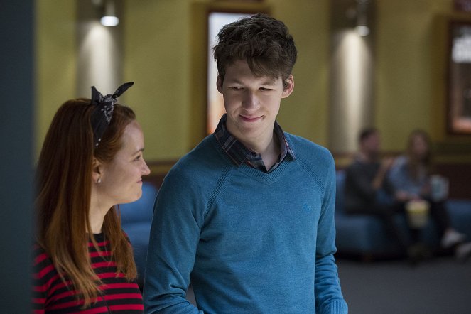 13 Reasons Why - Season 2 - The Missing Page - Photos - Chelsea Alden, Devin Druid