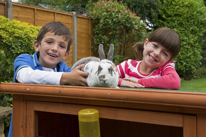 Topsy and Tim - Photos