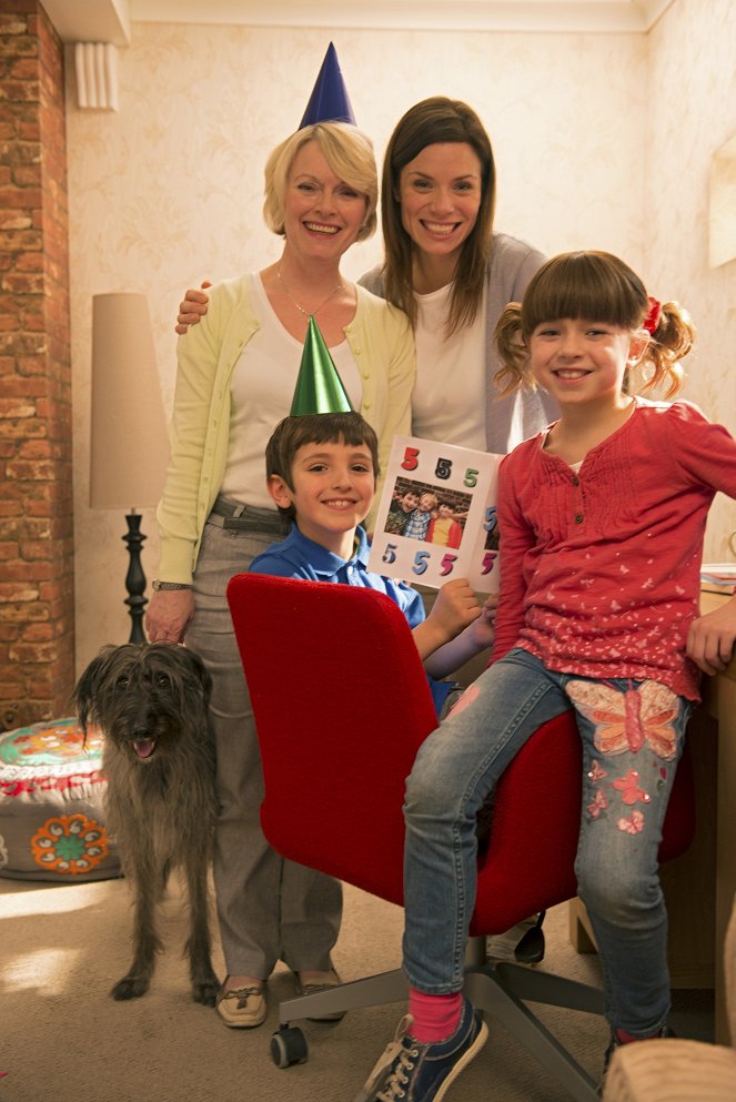 Topsy and Tim - Photos