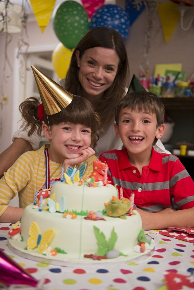 Topsy and Tim - Photos