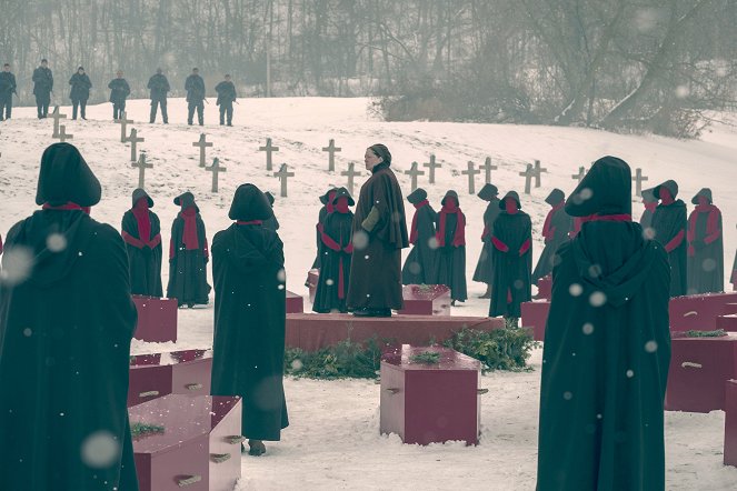 The Handmaid's Tale - Season 2 - After - Kuvat elokuvasta - Ann Dowd