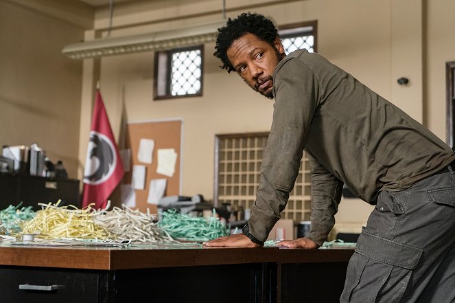 Colony - Puzzle Man - Photos - Tory Kittles