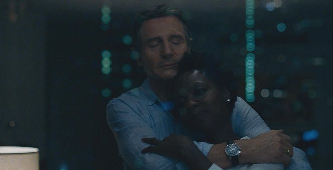 Nyughatatlan özvegyek - Filmfotók - Liam Neeson, Viola Davis