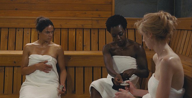 Widows - Van film - Michelle Rodriguez, Viola Davis, Elizabeth Debicki