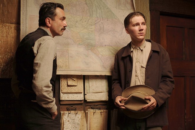 There Will Be Blood - Photos - Daniel Day-Lewis, Paul Dano