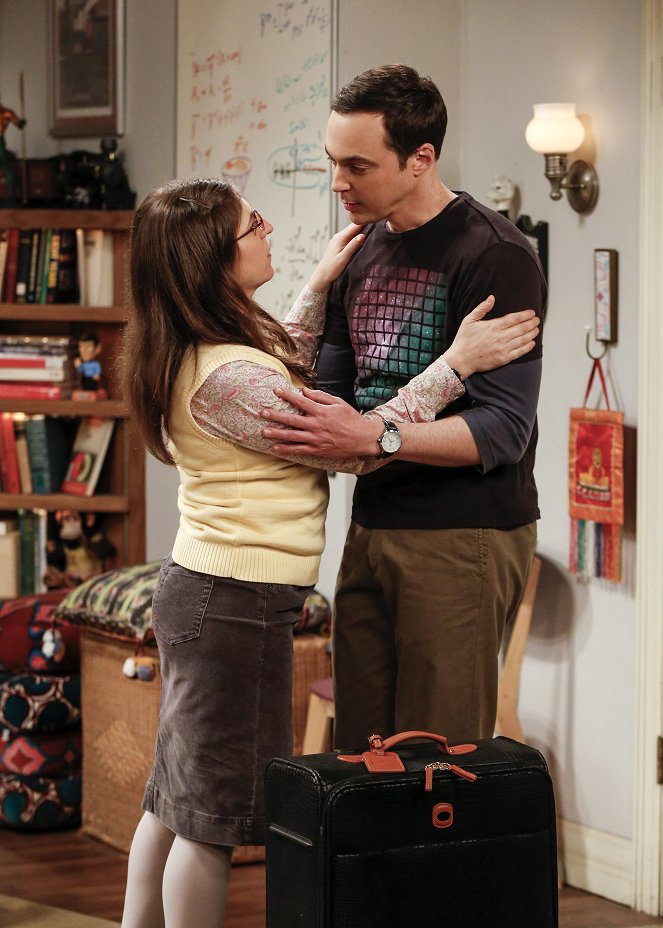 The Big Bang Theory - Season 11 - The Sibling Realignment - Photos - Mayim Bialik, Jim Parsons