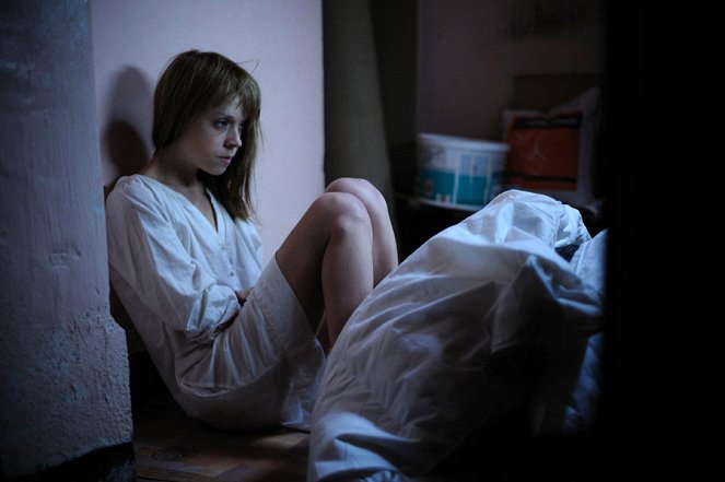 Odvrácená strana spánku - Z filmu - Antonia Campbell-Hughes