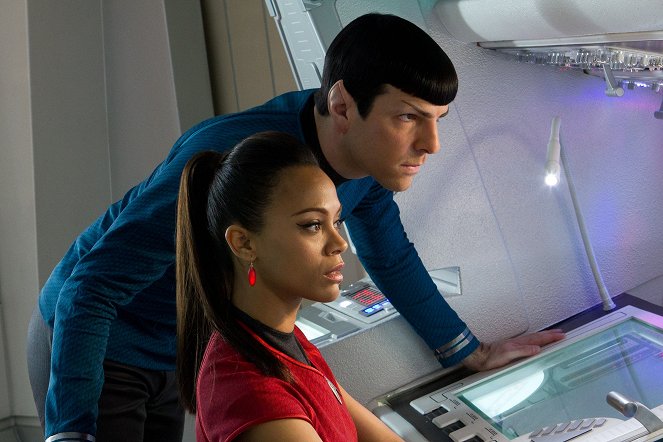 Star Trek: En la oscuridad - De la película - Zoe Saldana, Zachary Quinto