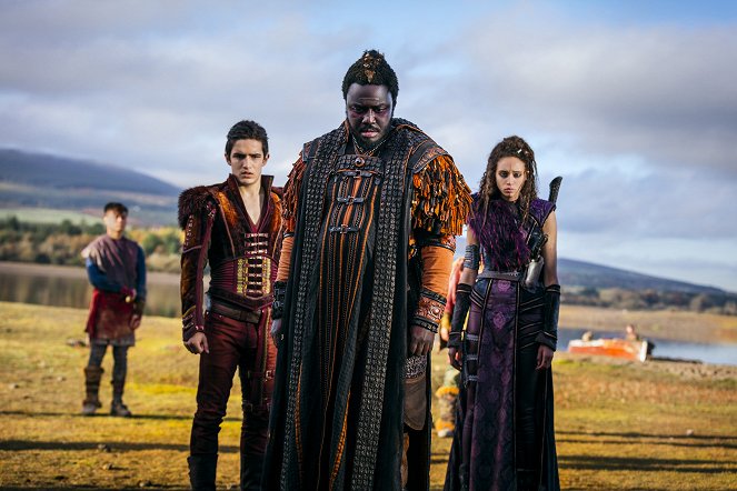 Into the Badlands - Chapter XXII: Black Wind Howls - Photos - Aramis Knight, Babou Ceesay, Ella-Rae Smith