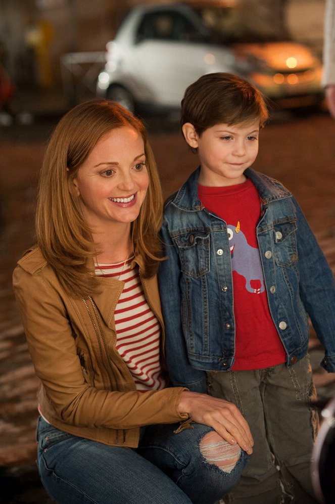 Hupikék törpikék 2. - Filmfotók - Jayma Mays, Jacob Tremblay