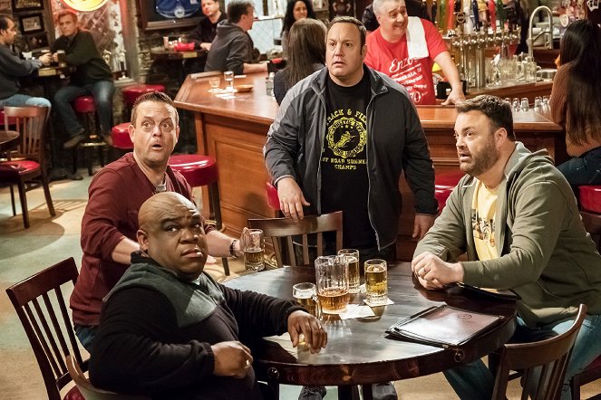 Kevin Can Wait - Choke Doubt - Z filmu - Leonard Earl Howze, Lenny Venito, Kevin James, Christopher Brian Roach