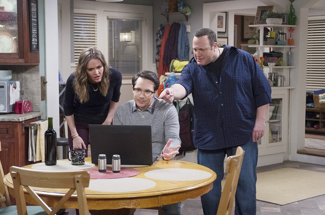 Kevin Can Wait - Double Date - Photos - Erinn Hayes, Ryan Cartwright, Kevin James