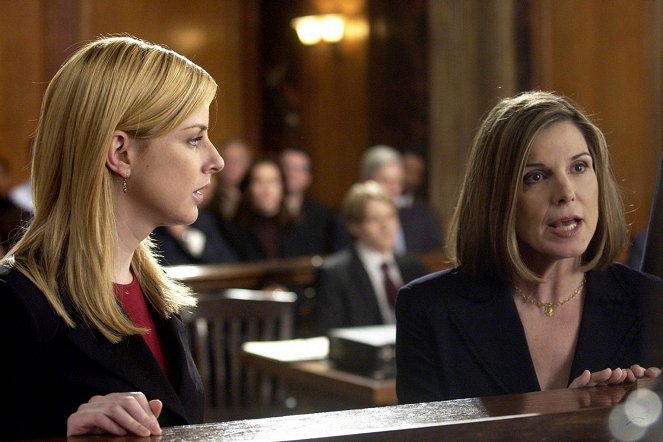 Law & Order: Special Victims Unit - Season 7 - Gone - Photos - Diane Neal, Susan Saint James