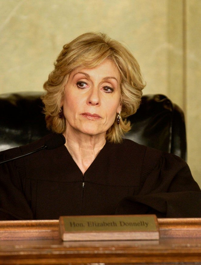 Law & Order: Special Victims Unit - Gone - Photos - Judith Light
