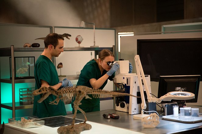 T-Rex Autopsy - De la película