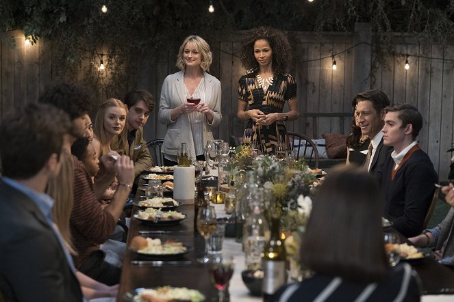 The Fosters - Season 5 - Meet the Fosters - Van film - Abigail Cowen, David Lambert, Teri Polo, Sherri Saum, Robert Gant, Spencer List