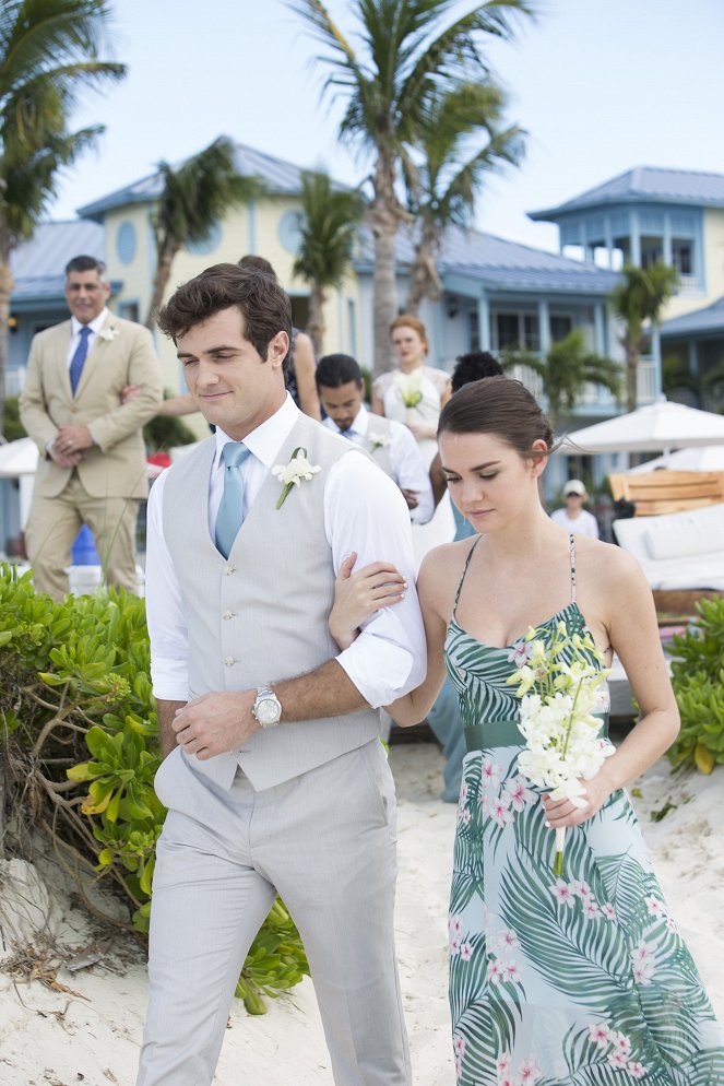 The Fosters - Season 5 - Where the Heart Is - Photos - Beau Mirchoff, Maia Mitchell