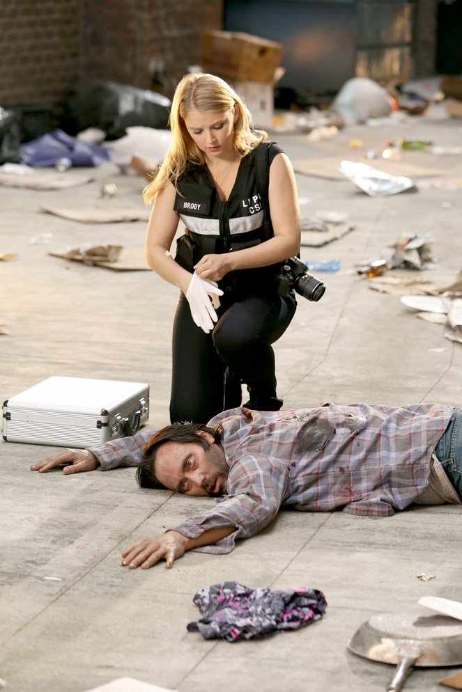 CSI: Kryminalne zagadki Las Vegas - Bezdomny szczęściarz - Z filmu - Elisabeth Harnois