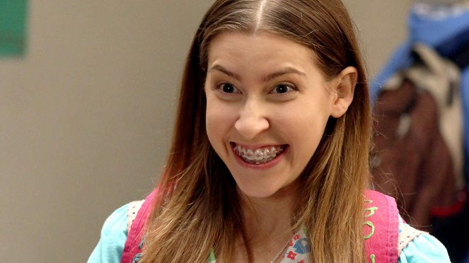 The Middle - The Smile - Van film - Eden Sher