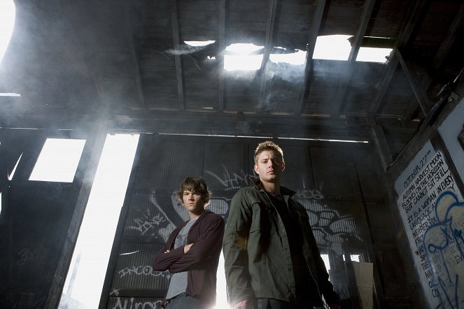 Supernatural - Season 2 - Promokuvat - Jared Padalecki, Jensen Ackles