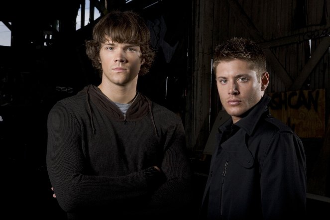 Supernatural - Season 2 - Werbefoto - Jared Padalecki, Jensen Ackles