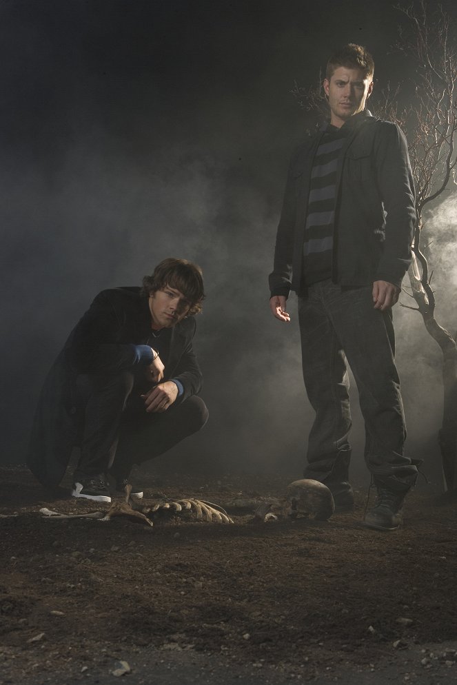 Supernatural - Season 2 - Werbefoto - Jared Padalecki, Jensen Ackles