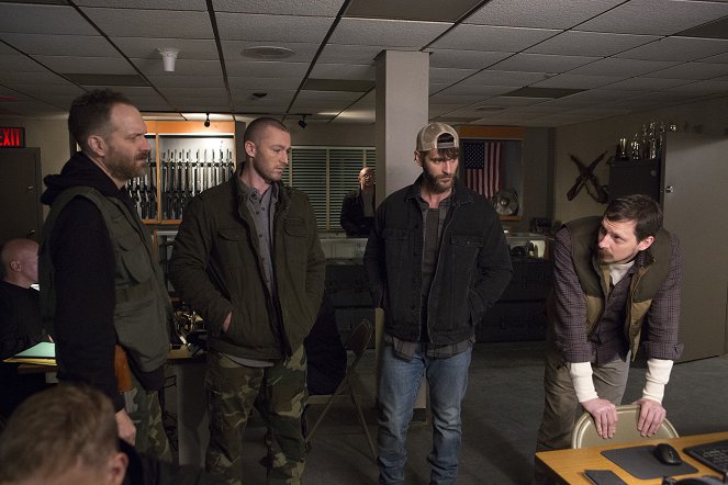 Quantico - Willkommen im Krieg - Filmfotos - Erik Jensen, Jake McLaughlin, Alan Powell