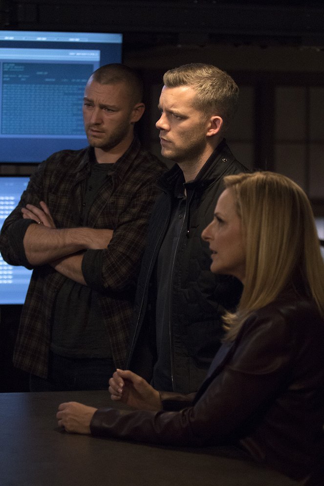 Quantico - Hell's Gate - Photos - Jake McLaughlin, Russell Tovey, Marlee Matlin