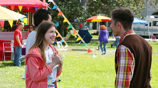 The Middle - The 100th - Photos - Eden Sher