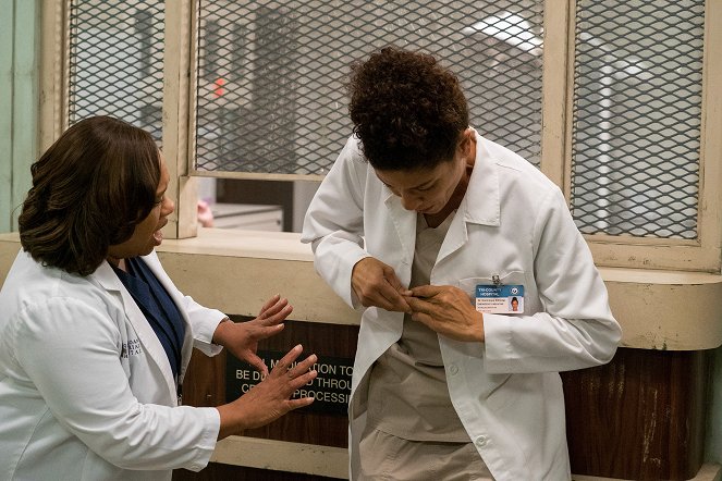 Grey's Anatomy - Die jungen Ärzte - Nicht anfassen! - Filmfotos - Chandra Wilson, Klea Scott