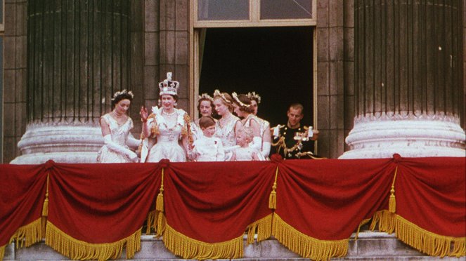 Život a doba královny Alžběty II. - Z filmu - královna Alžběta II.