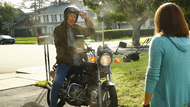 A semmi közepén - Season 7 - Akinek nem inge - Filmfotók - Neil Flynn