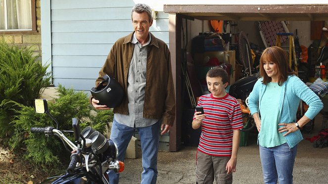 A semmi közepén - Season 7 - Akinek nem inge - Filmfotók - Neil Flynn, Atticus Shaffer, Patricia Heaton