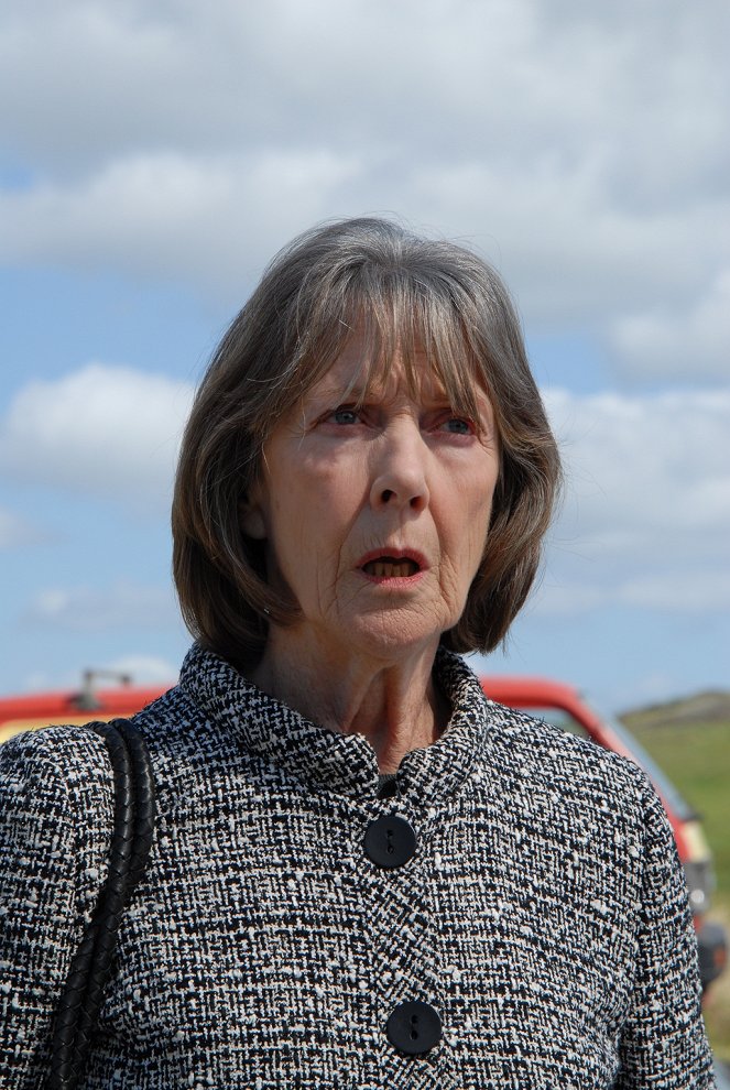 Doc Martin - Dry Your Tears - Van film - Eileen Atkins