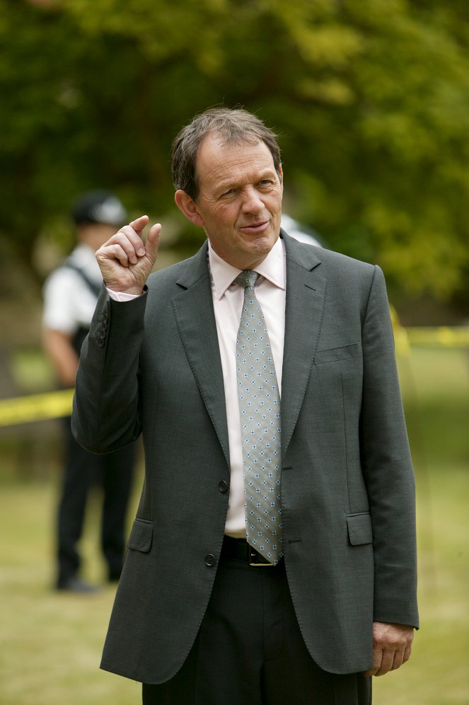 Inspector Lewis - The Mind Has Mountains - Van film - Kevin Whately