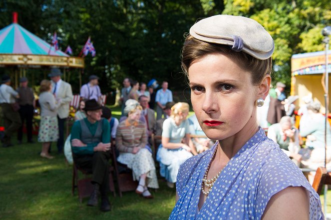 Father Brown - The Mayor and the Magician - Promoción - Louise Brealey