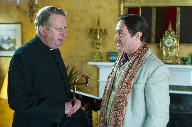 Father Brown - The Wrong Shape - Film - Mark Williams, Robert Cavanah