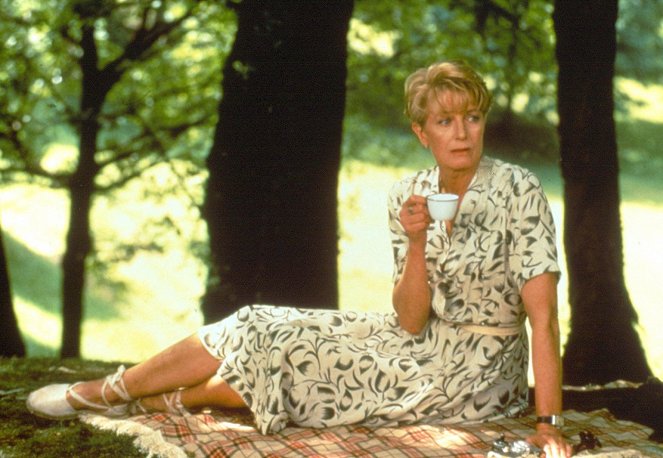 A Month by the Lake - Van film - Vanessa Redgrave
