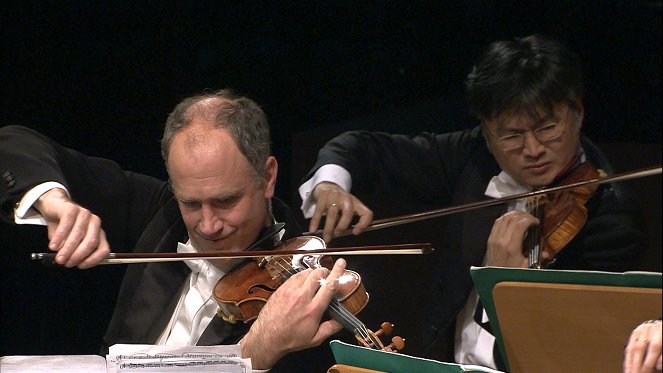 Igor Levit spielt Haydn und Schostakowitsch - Van film
