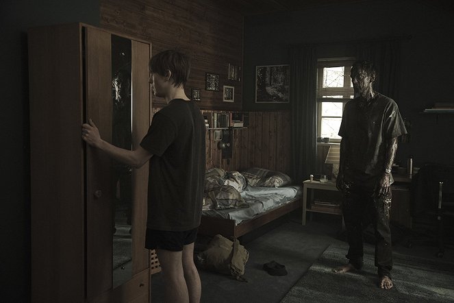 Dark - Lügen - Filmfotos - Louis Hofmann, Sebastian Rudolph