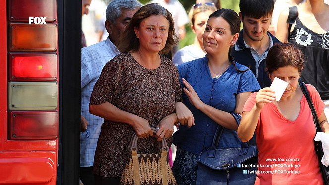 Görüş Günü Kadınları - Kuvat elokuvasta - Semra Dinçer